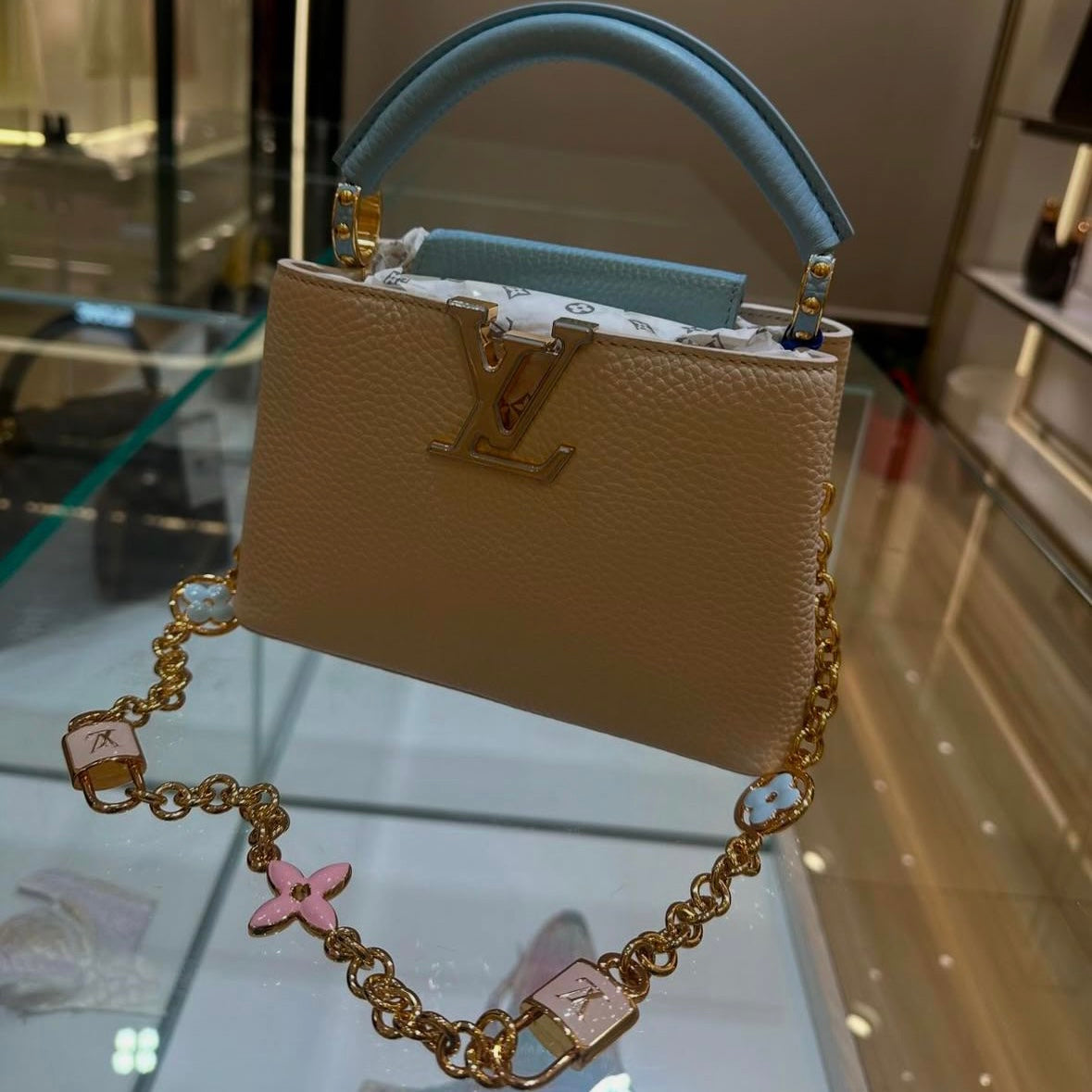 Louis Vuitton Capucines