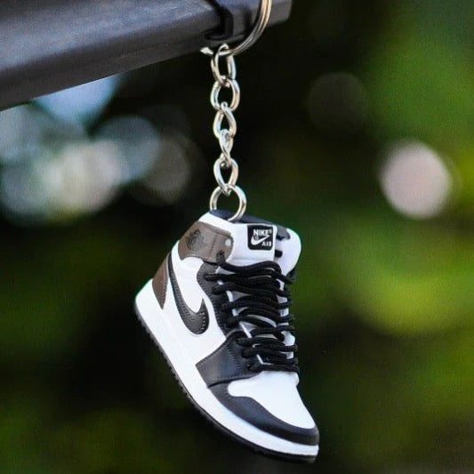 3D Sneaker Keychain Jordan 1 Mocha