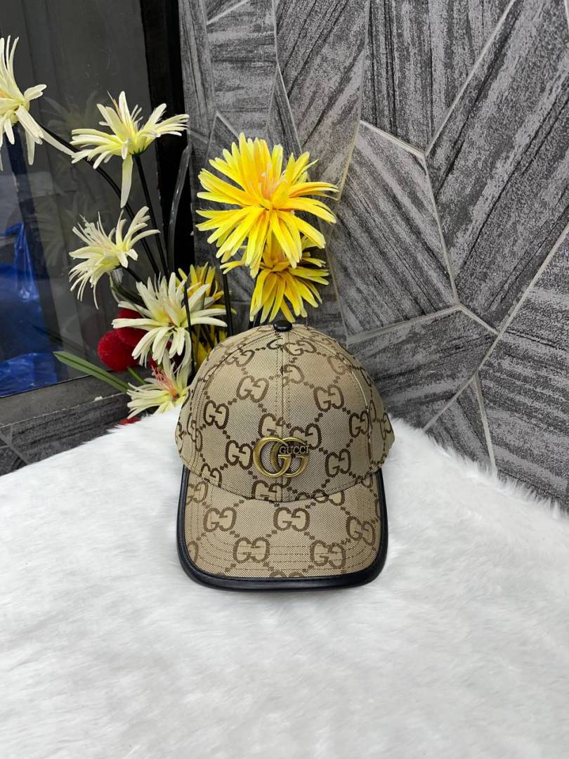 Gucci_GG_Beige_Retro_Rusty_Logo_Premium_Unisex_Cap_With_Safety_Box