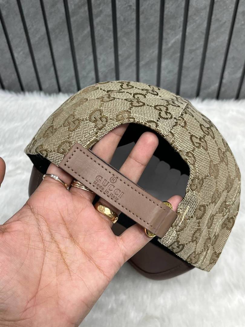 Gucci_GG_Leather_Monogram_Premium_Unisex_Cap_With_Safety_Box