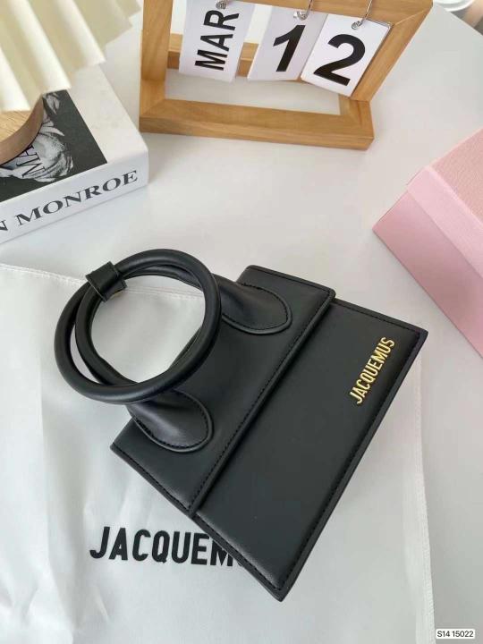 JACQUEMUS