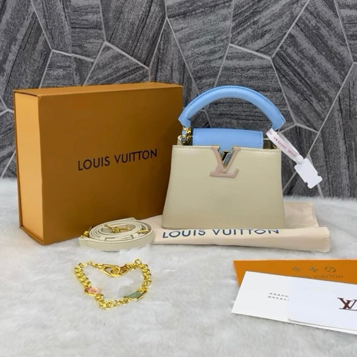 Louis Vuitton Capucines