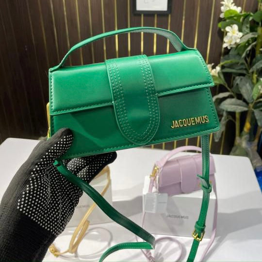 Jacquemus Le Bambino