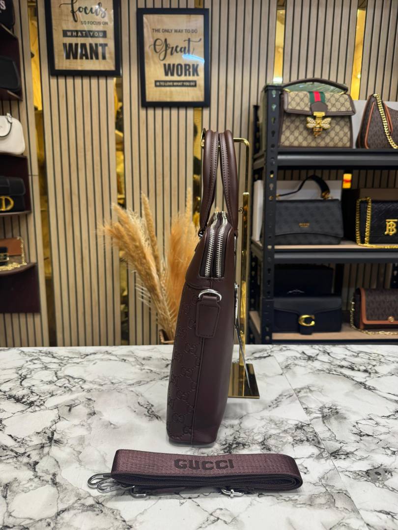 GUCCI CLASSIC EMBOSSED LAPTOP WITH SLING PREMIUM QUALITY (BROWN)