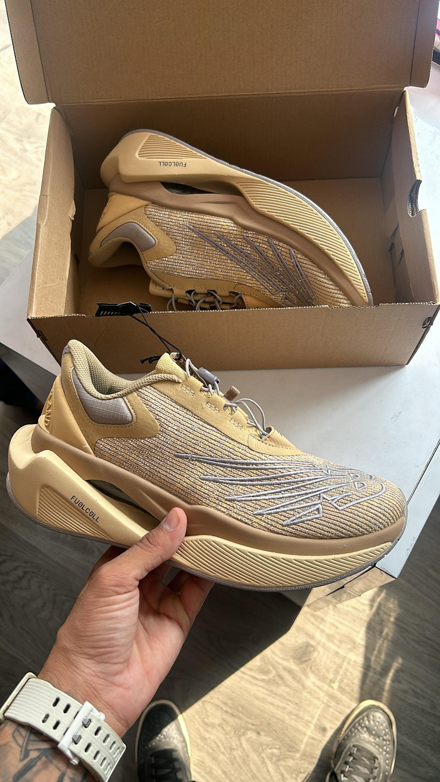 New balance island tokyo