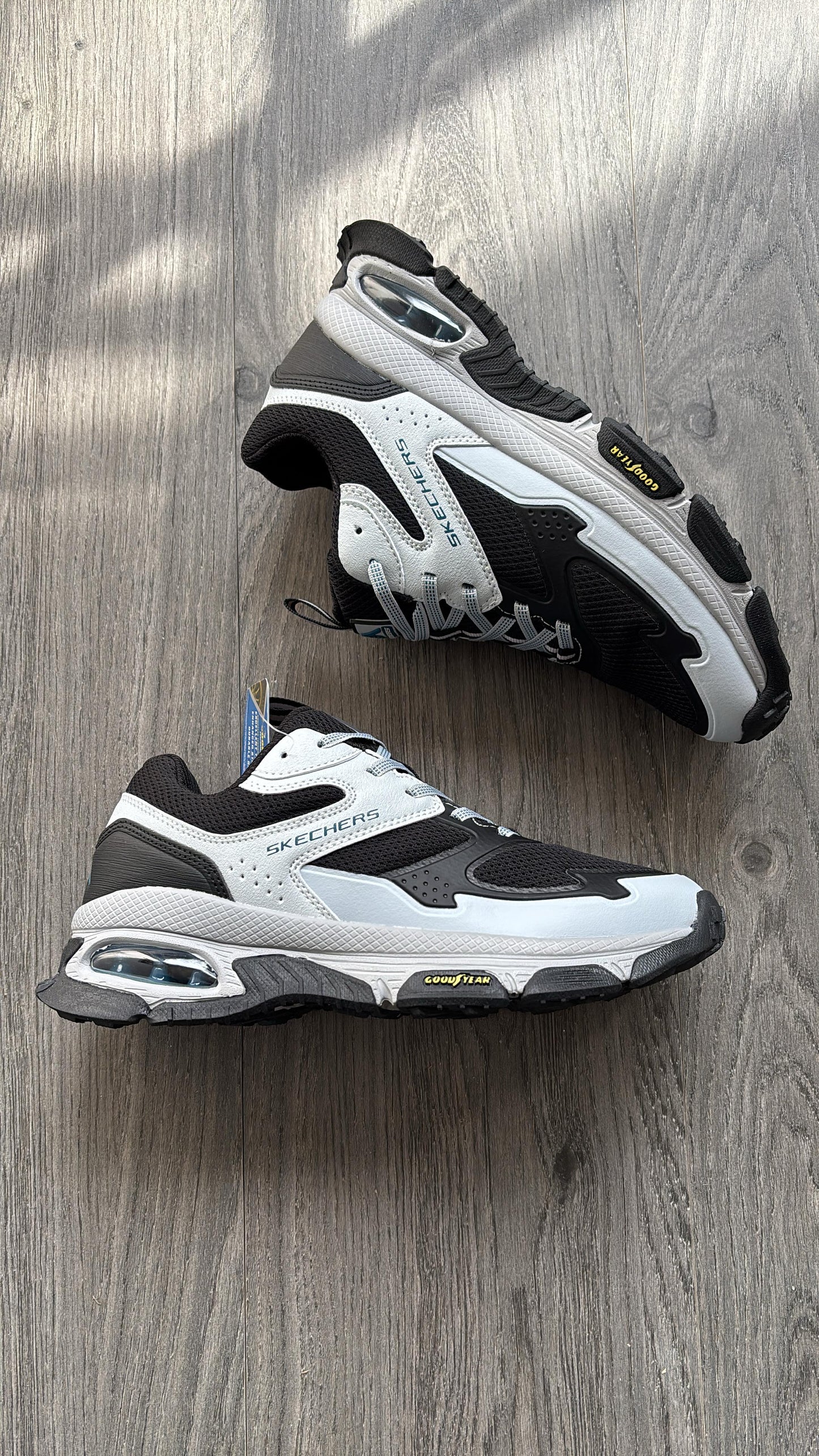Skechers sleek envoy