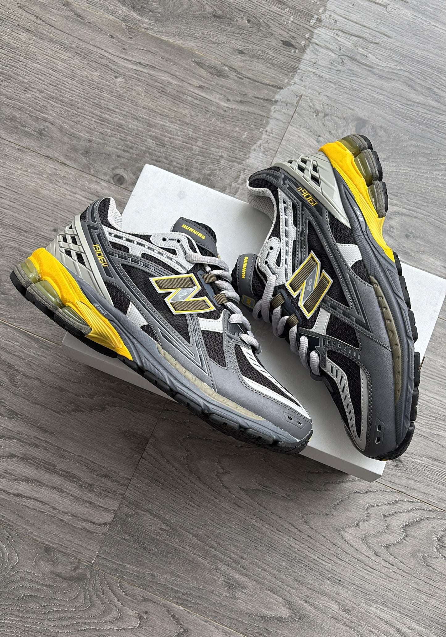 New balance 1906