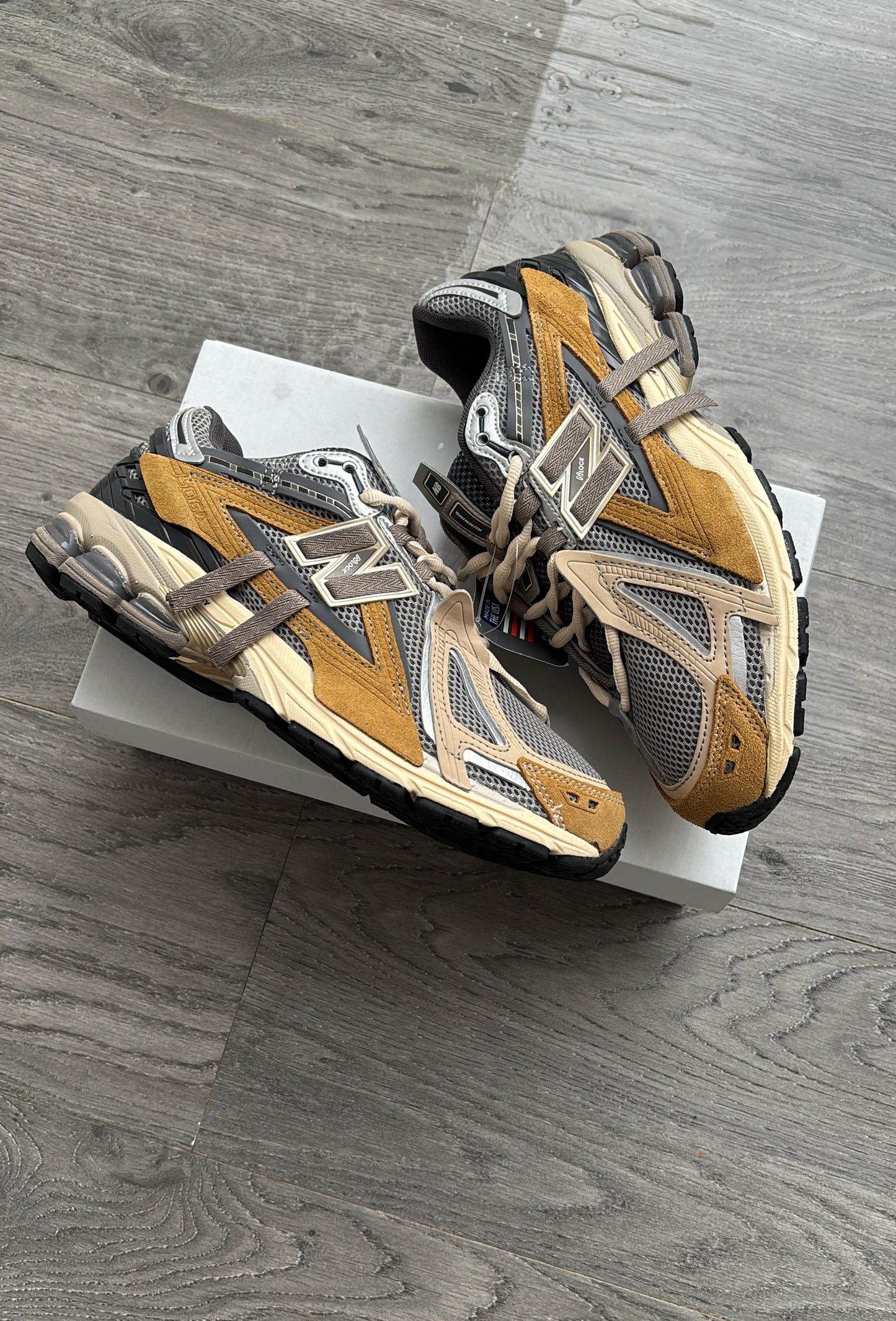 New balance 1906
