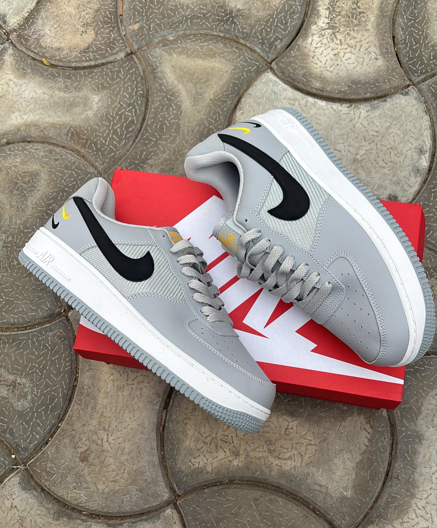 Nike airforce originals grey