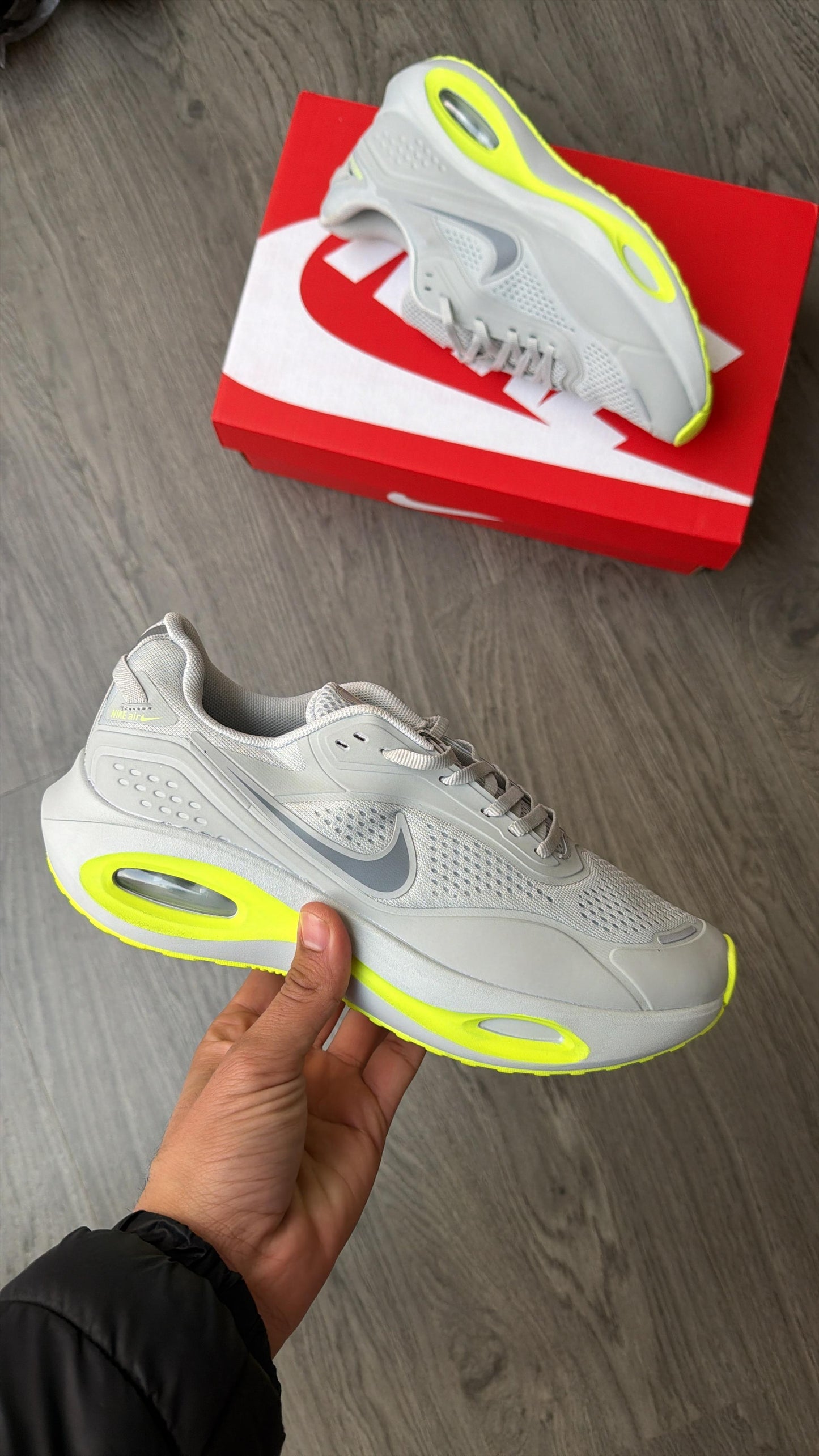 Nike runner tube 26