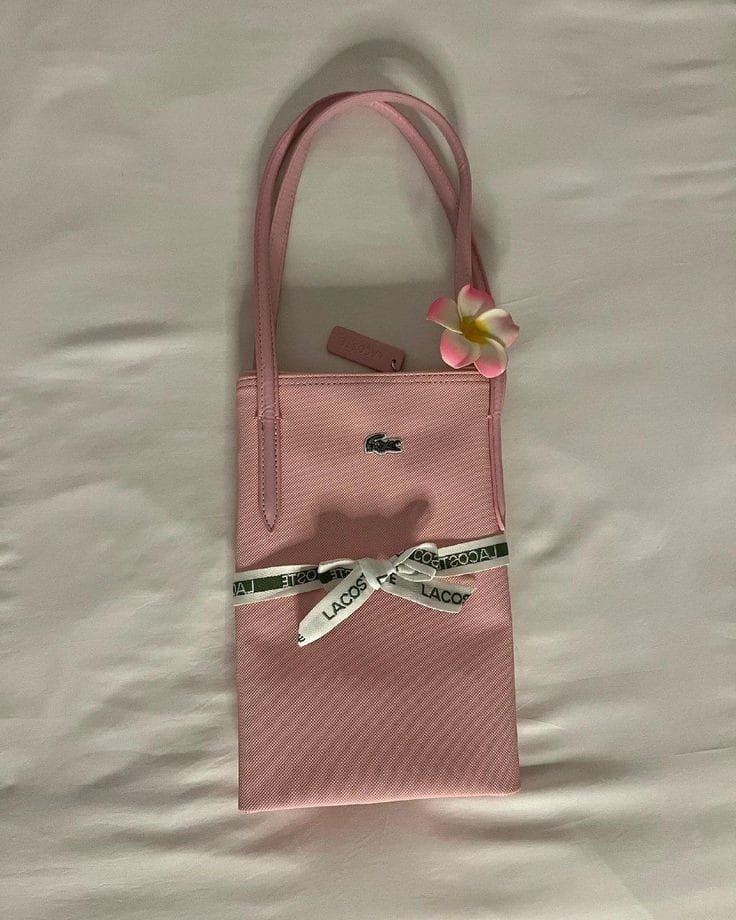 Lacoste totebag with polybag