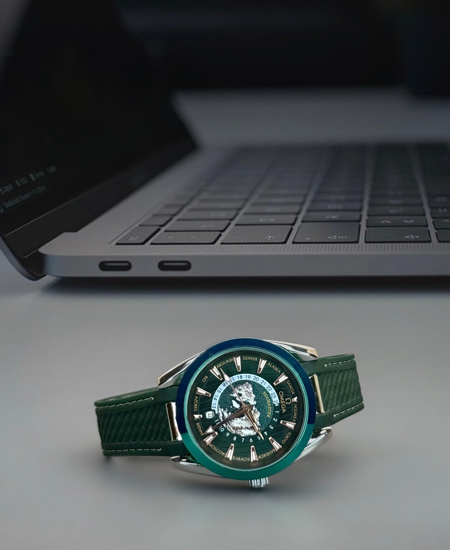 Omega aqua terra