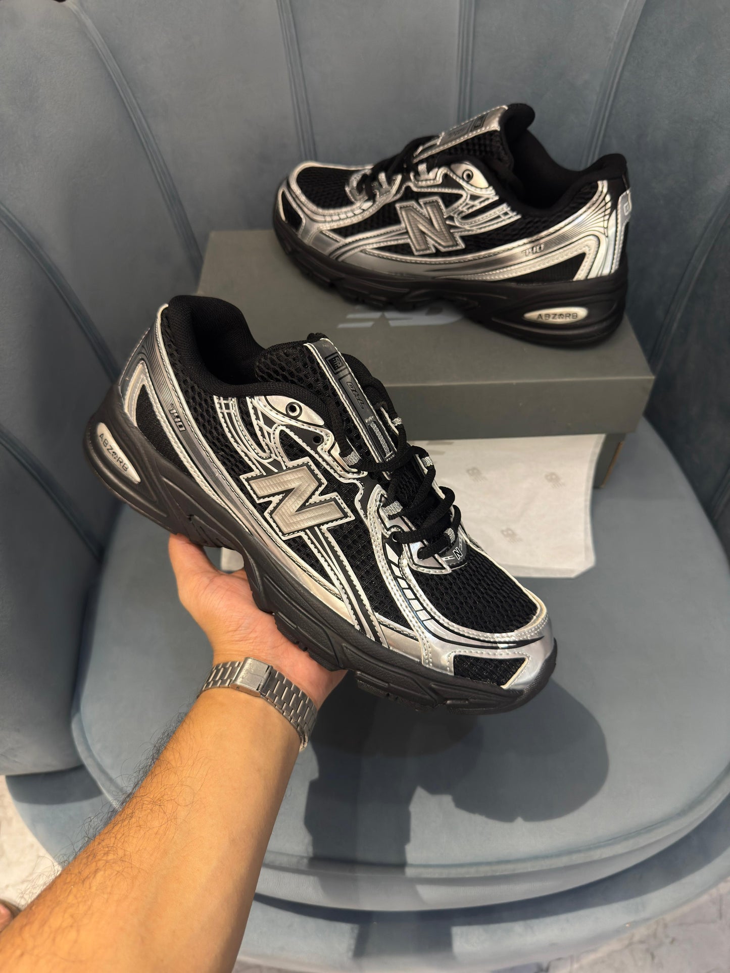 New balance 740 black silver