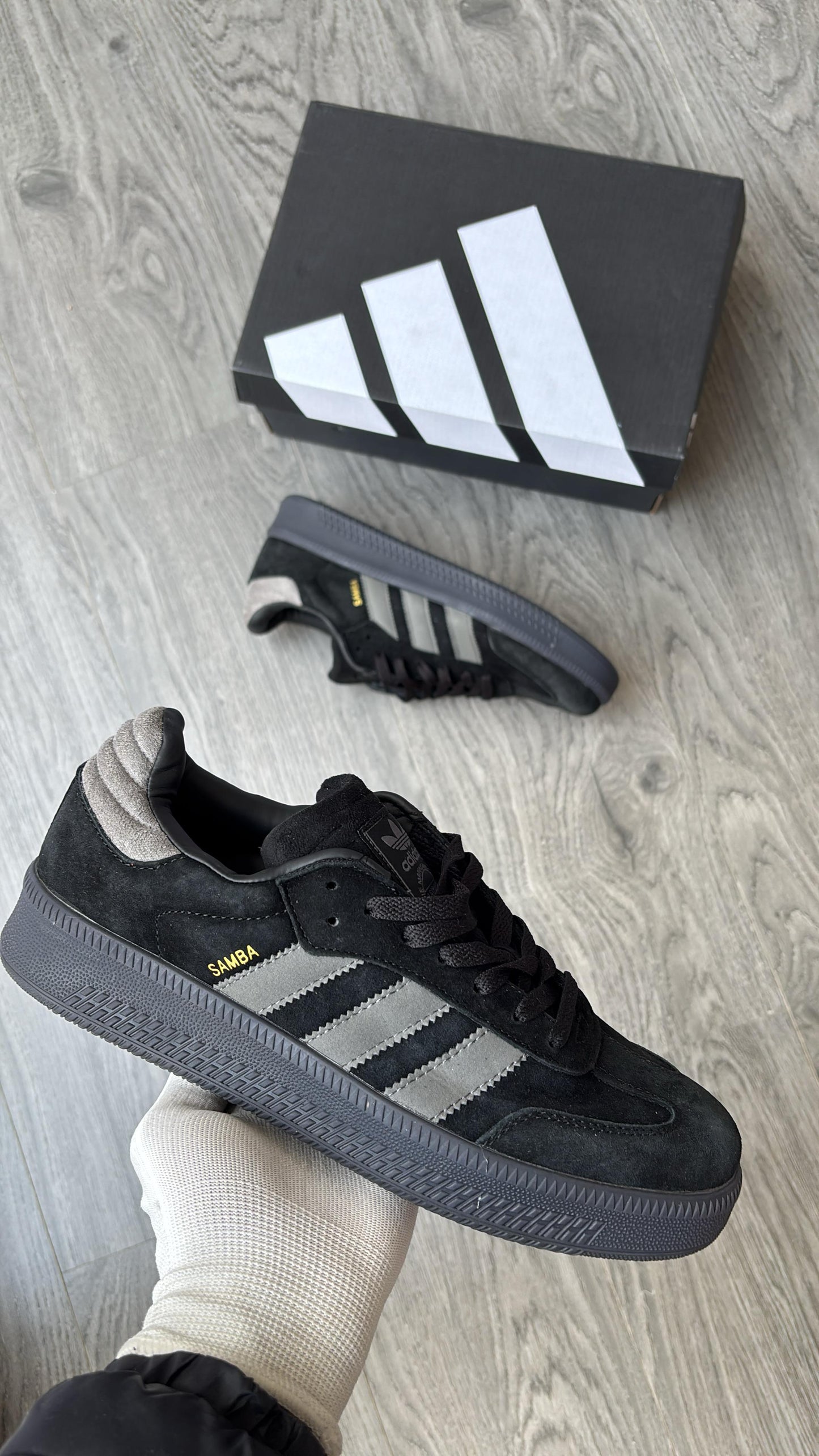 Adidas samba XLG lace up sneakers
