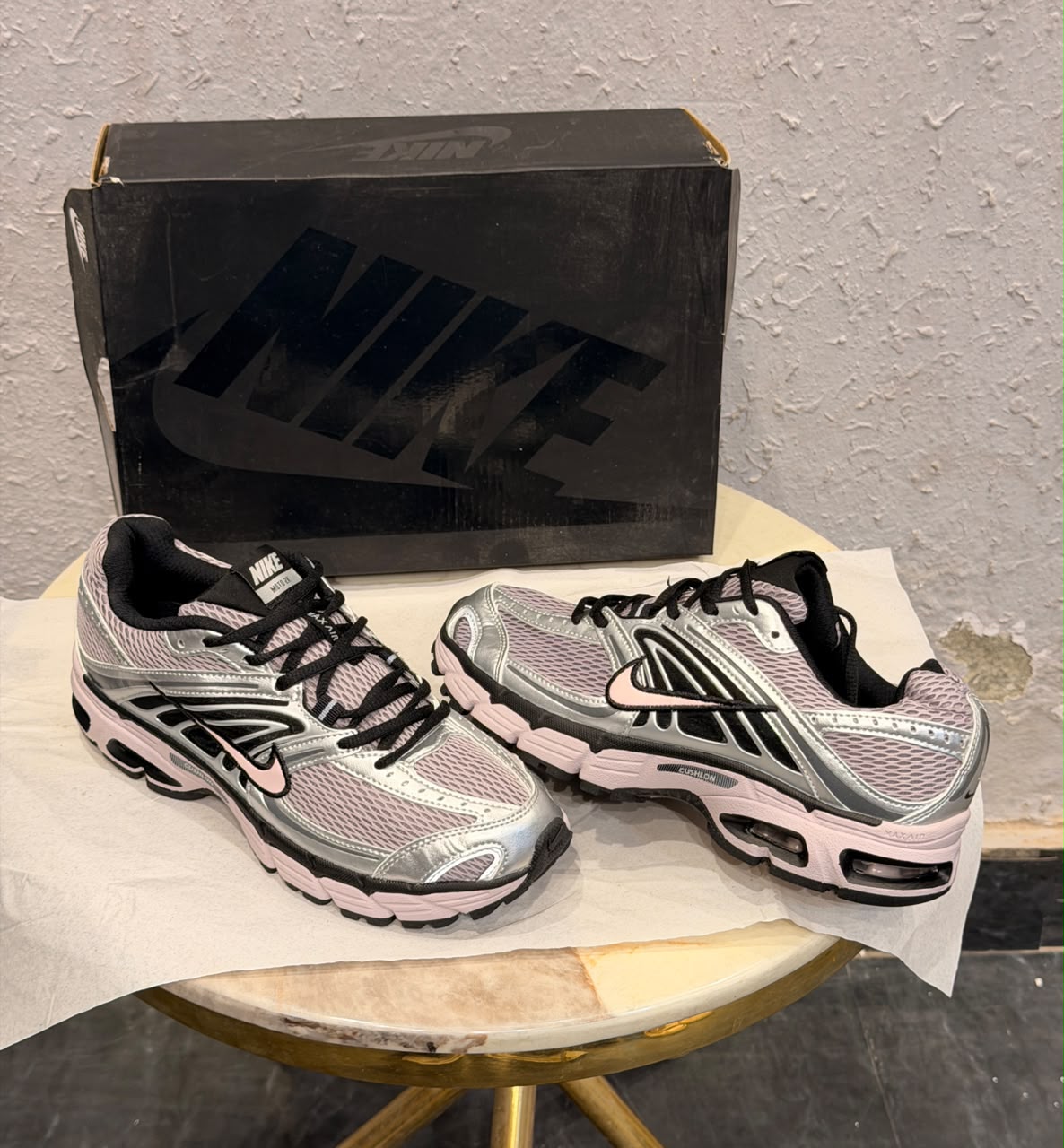 Nike airmax initiator moto 2k metallic silver black
