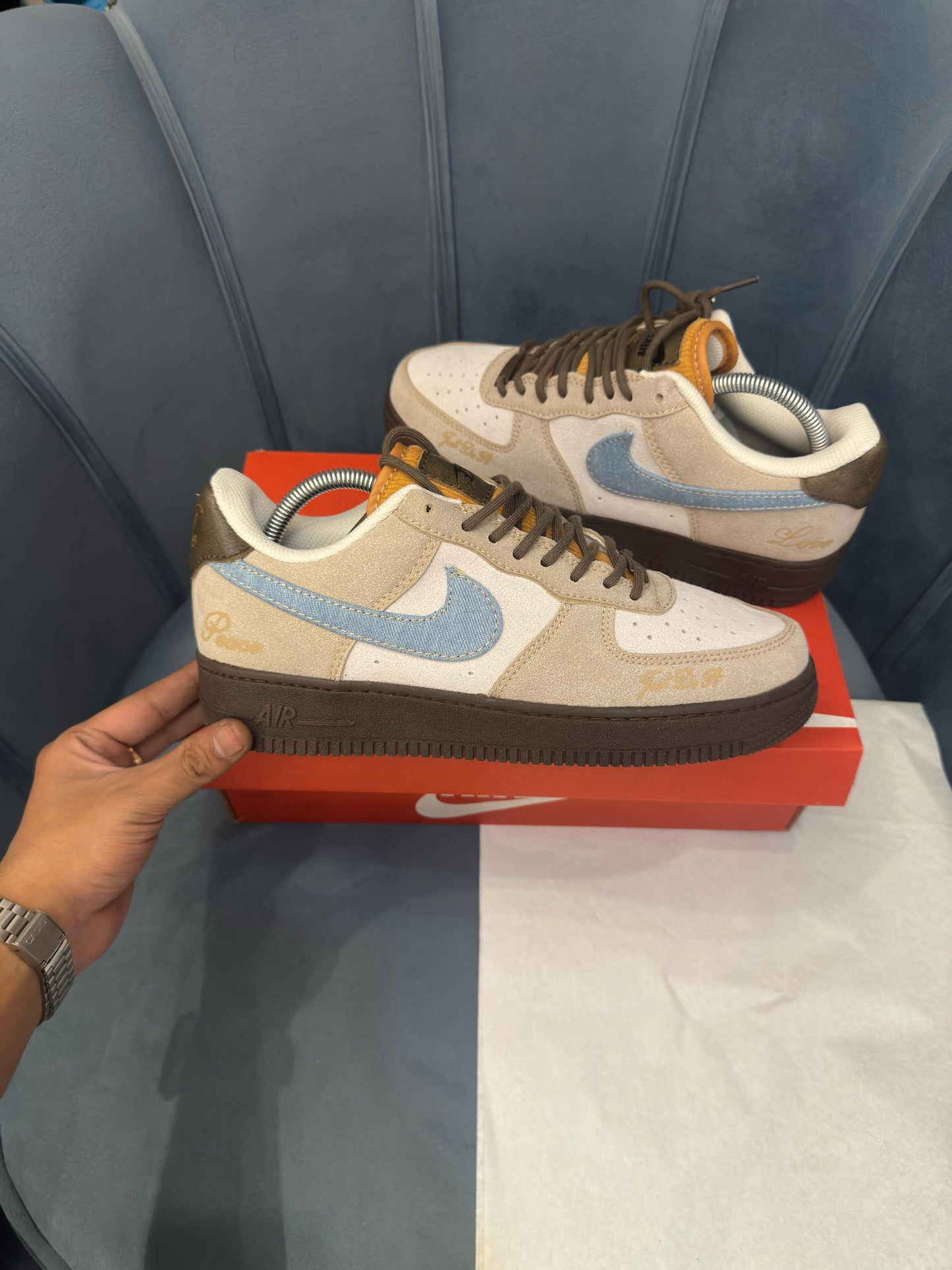 Nike airforce one love and peace