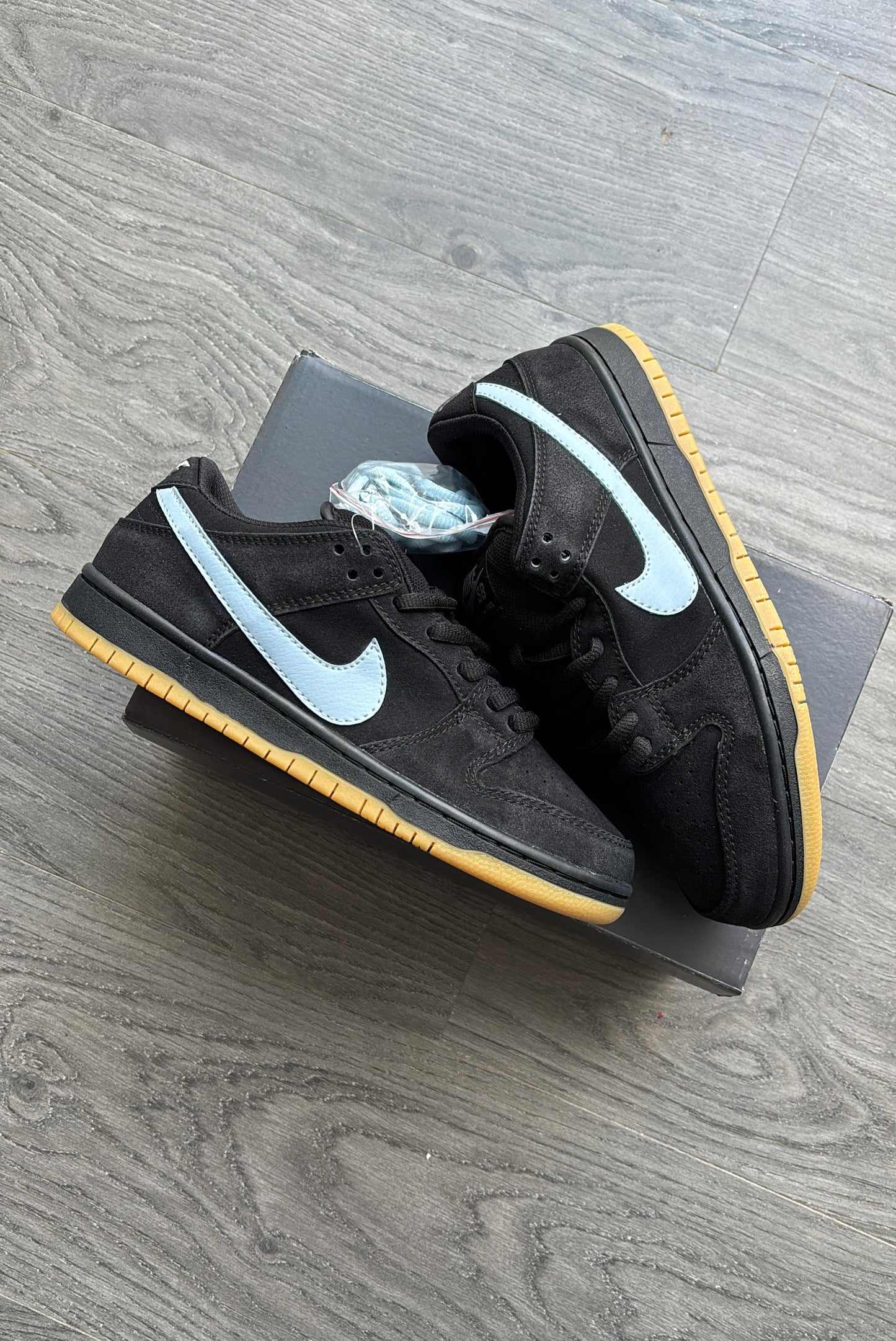 Nike sb dunk suede