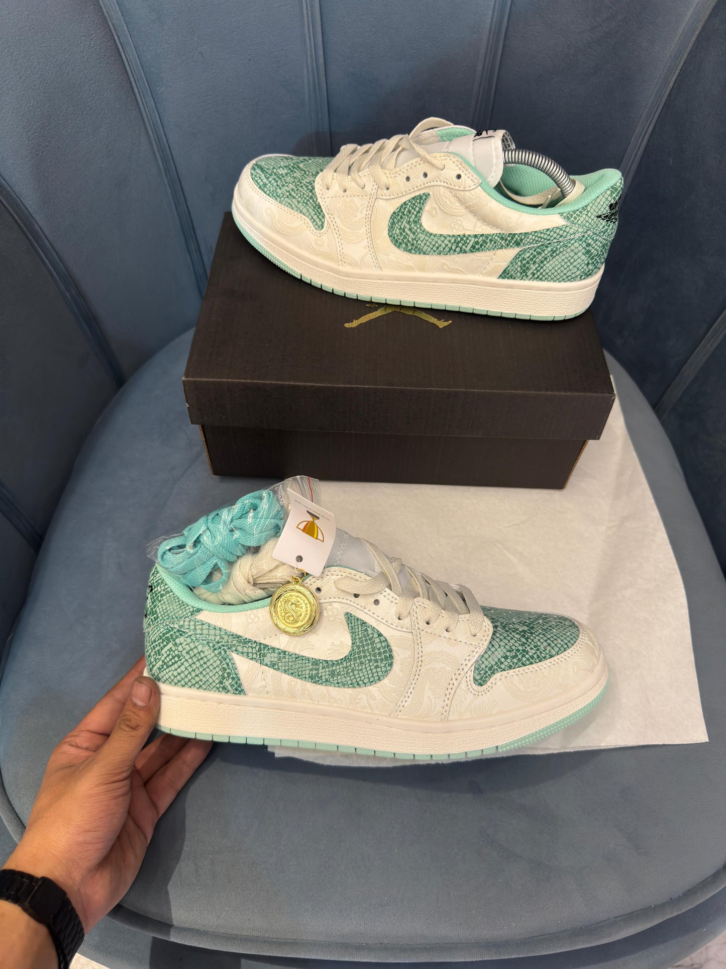 Nike air jordan retro 1 snake of the year 2025