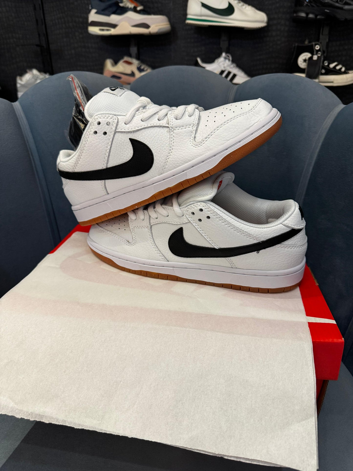 Nike sb dunk white gum