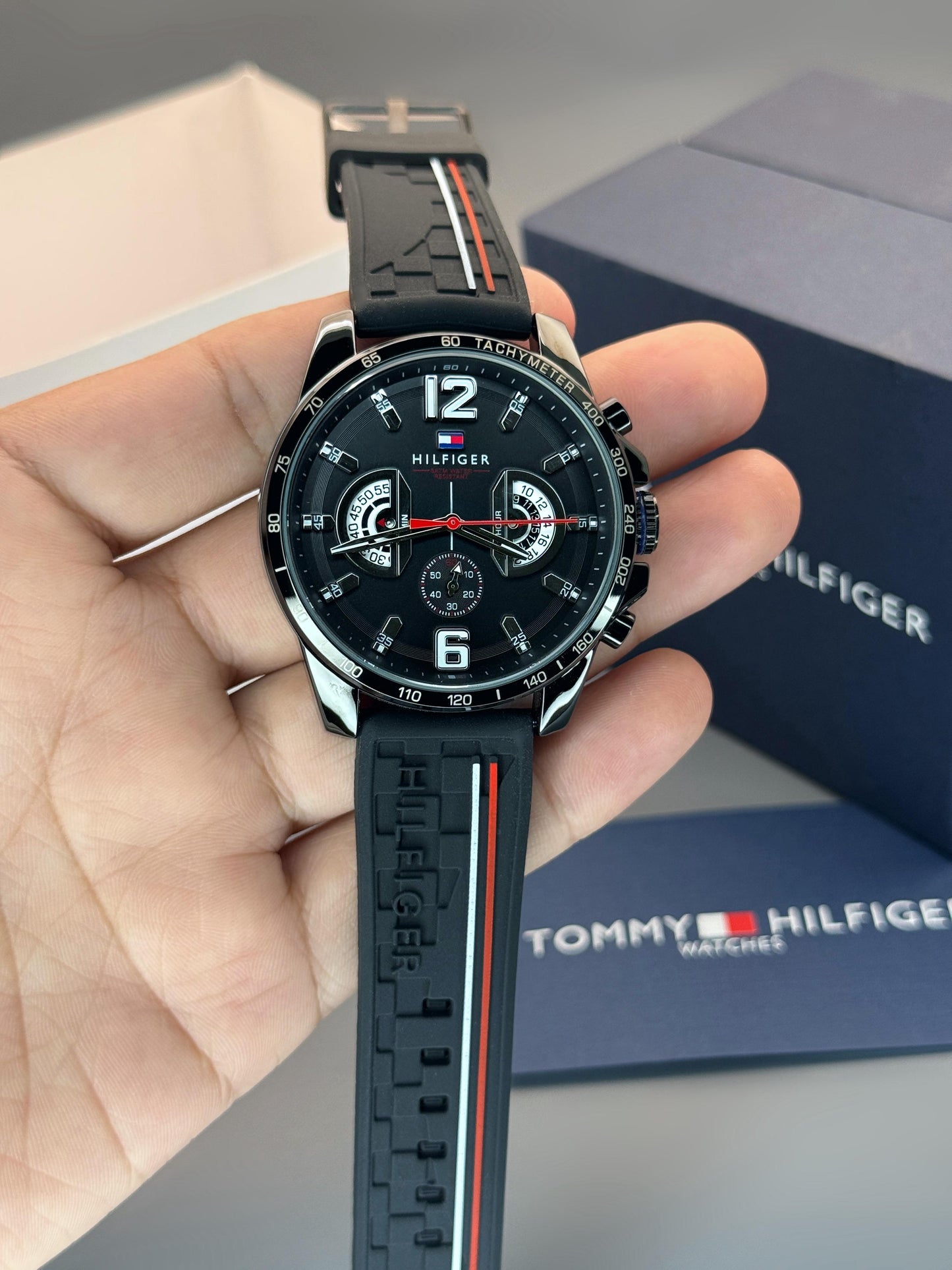Tommy Hilfiger
