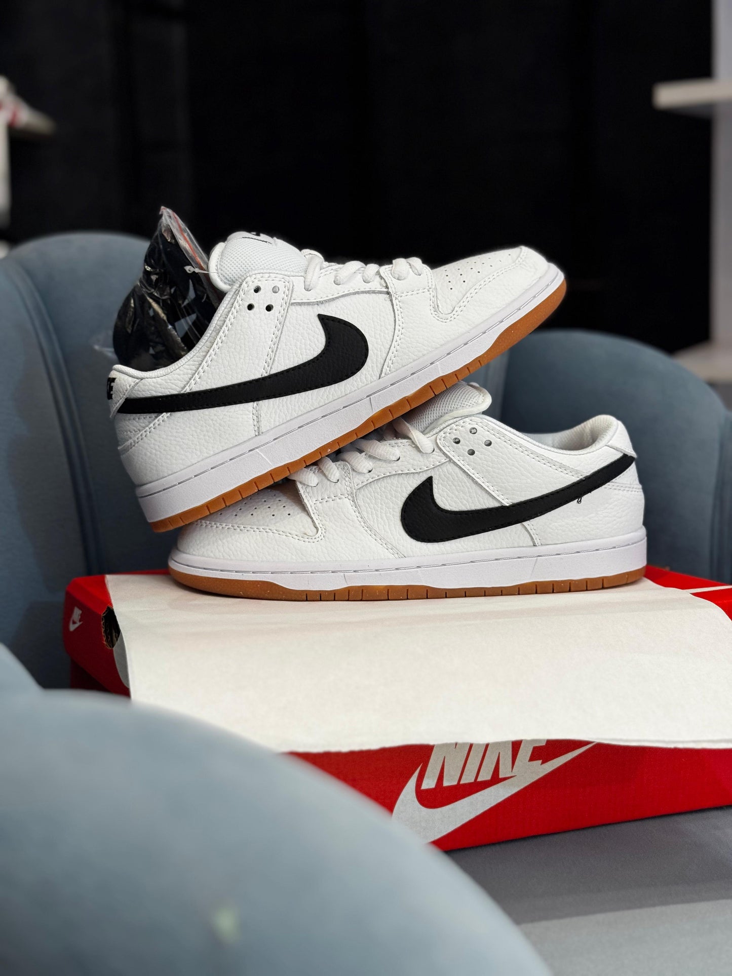 Nike sb dunk white gum