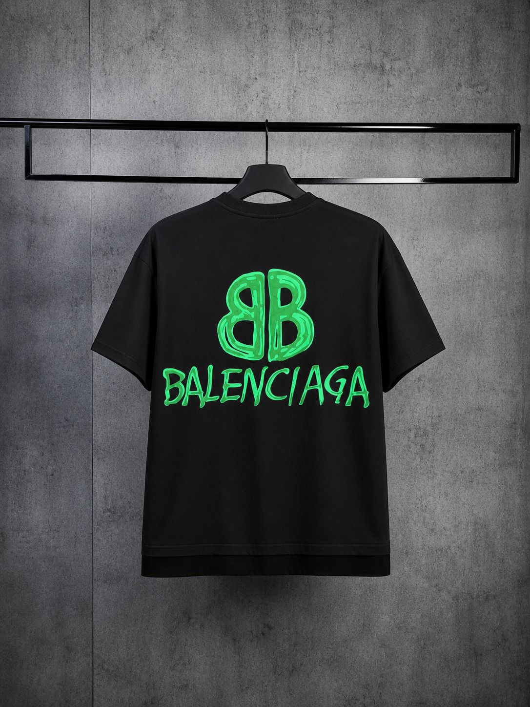 BALENCIAGA