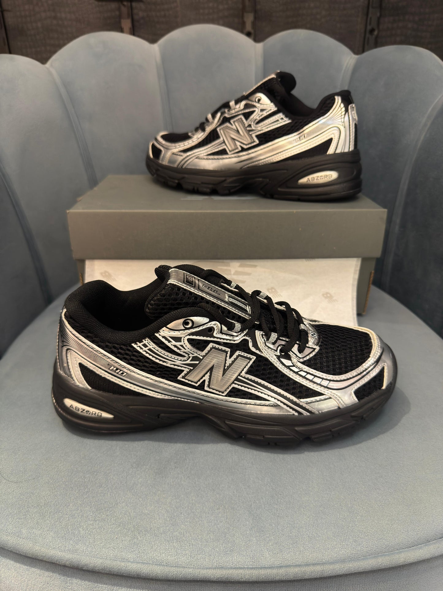 New balance 740 black silver