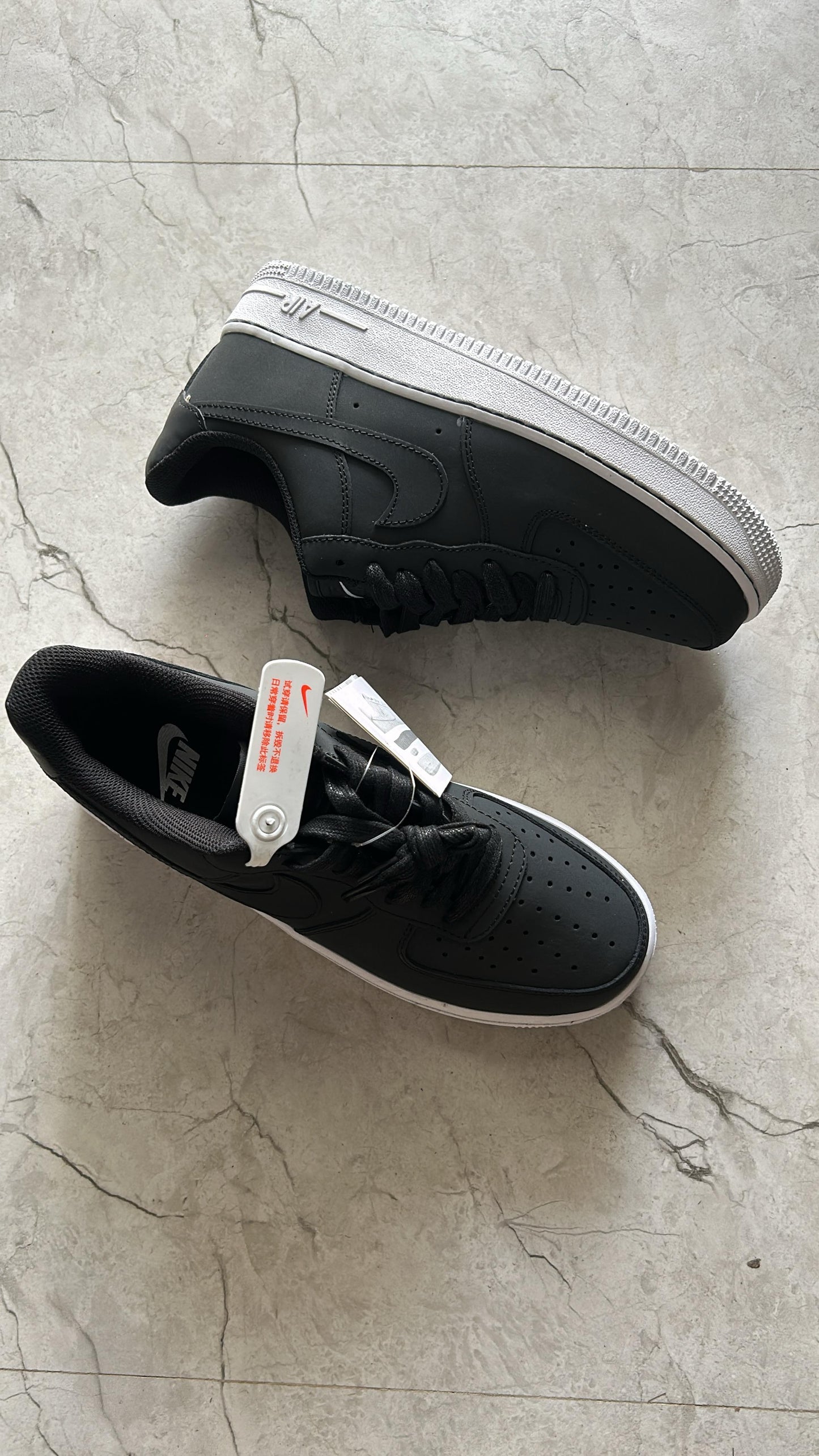 Nike airforce original black white sole
