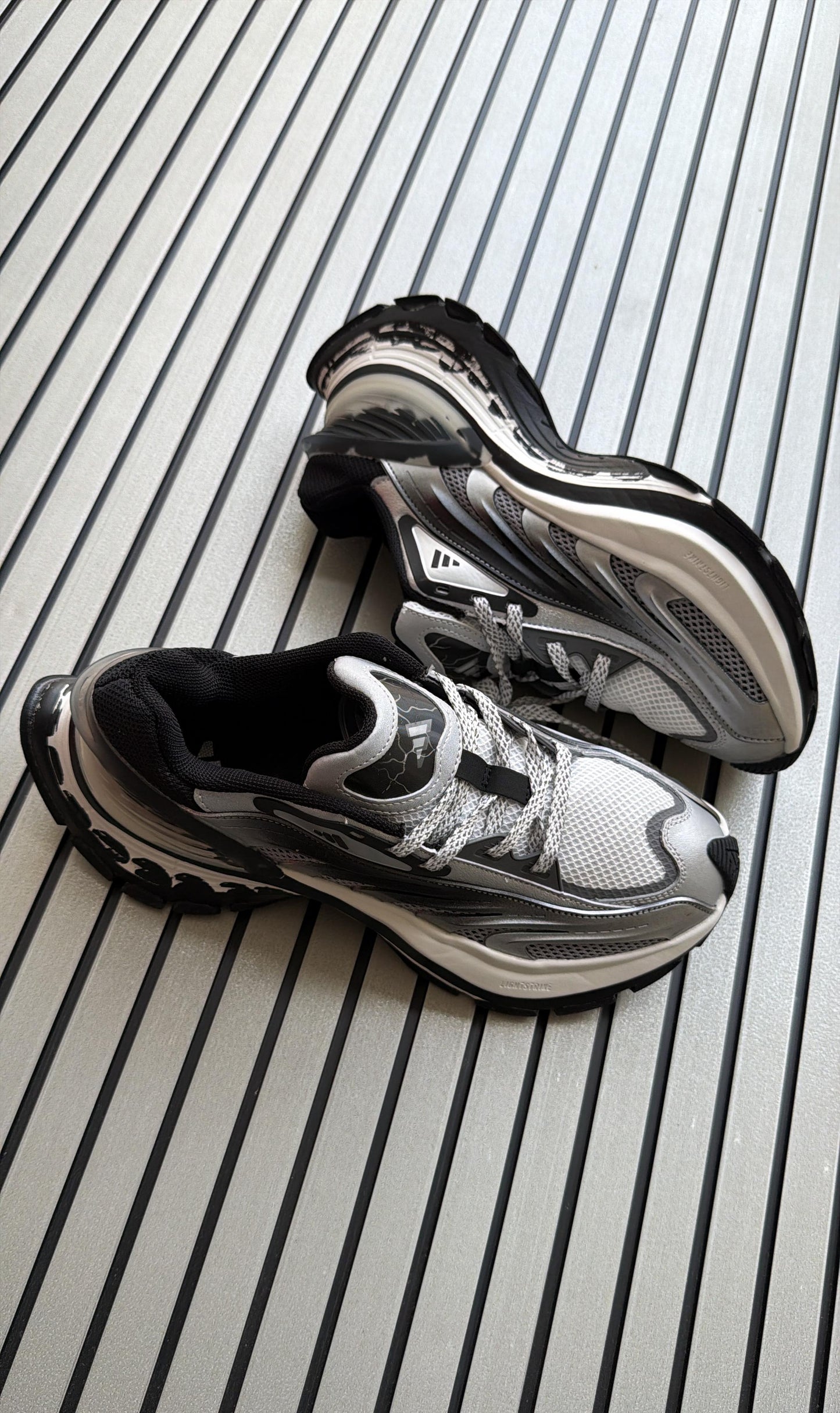 Adidas xlg metawave