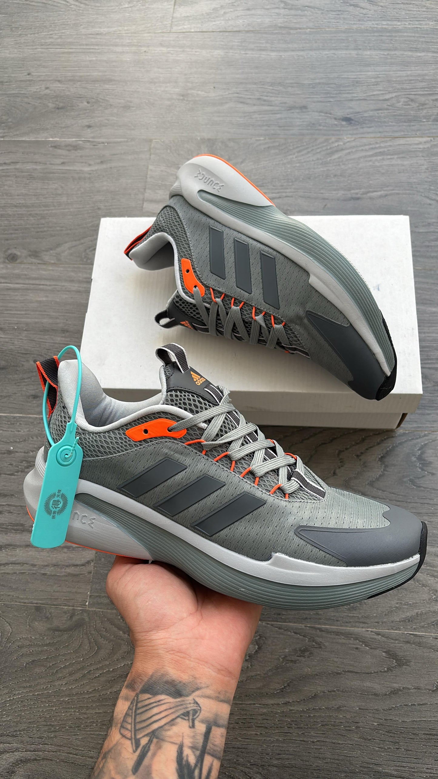 Adidas alpha bounce