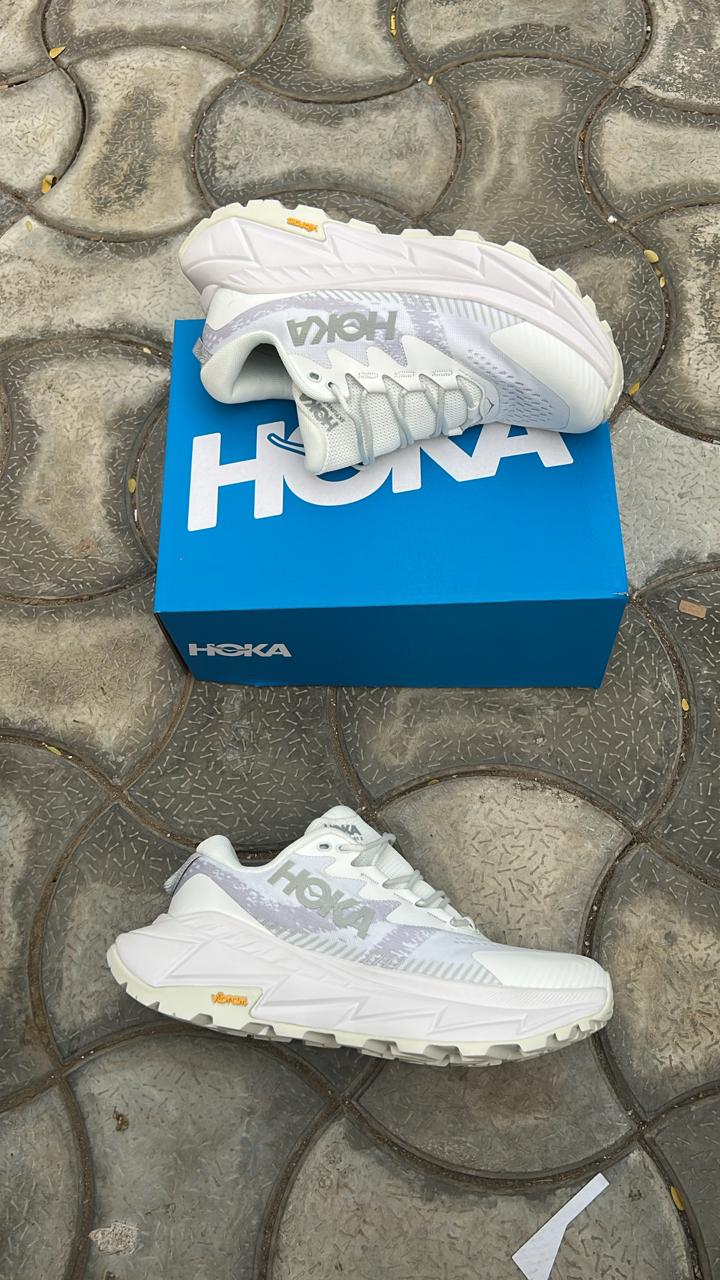 Hoka skyline float