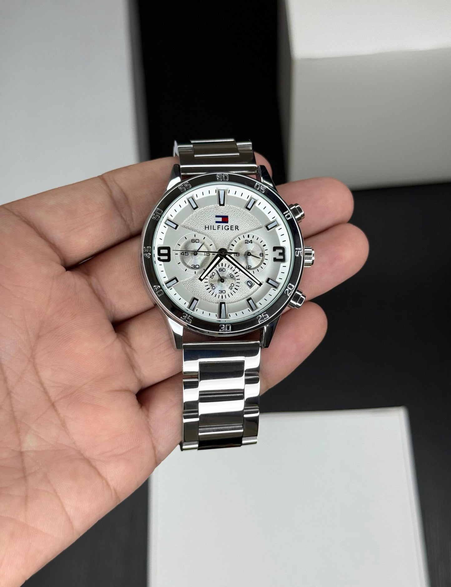 Tommy Hilfiger