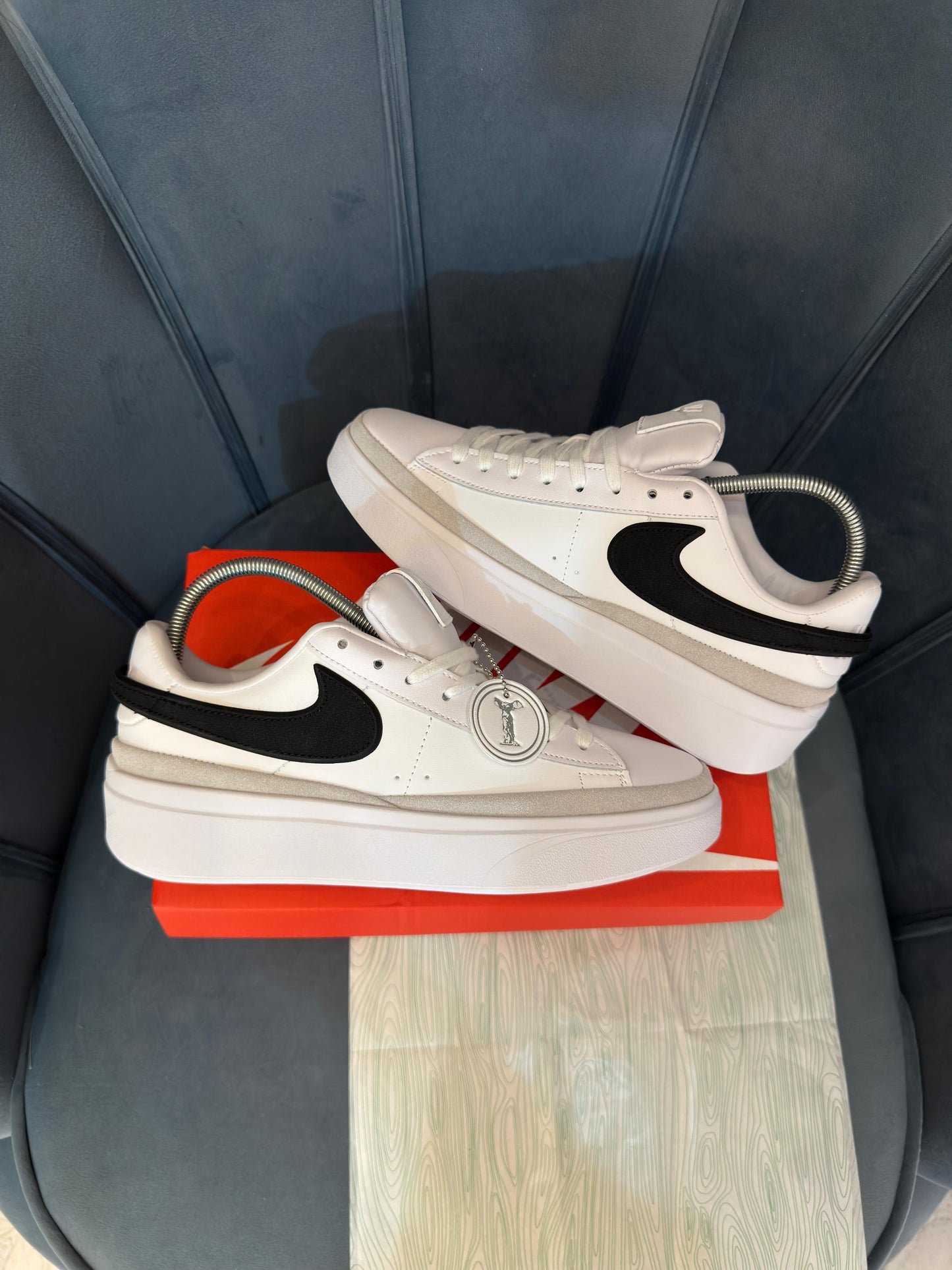 Nike blazer phantom low