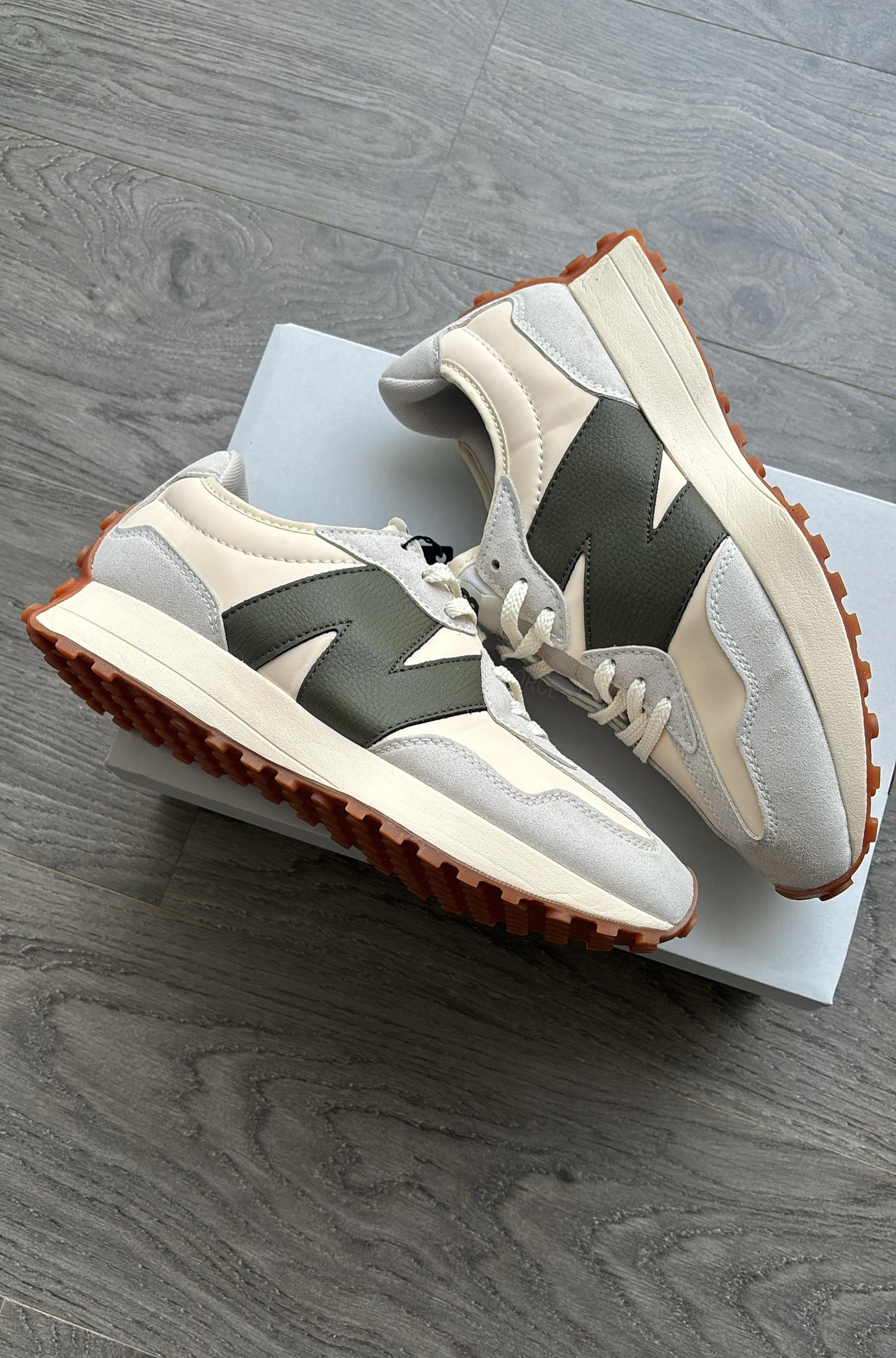 New balance 327