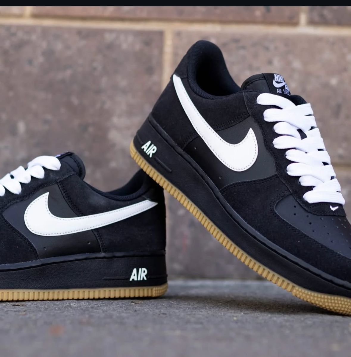 Nike airforce 1 black white gum