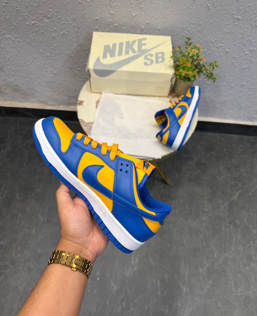 Nike sb dunk ucla blue yellow