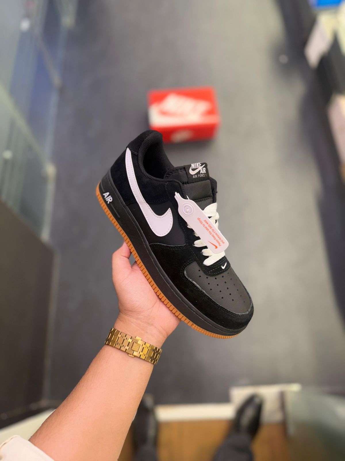 Nike airforce 1 black white gum