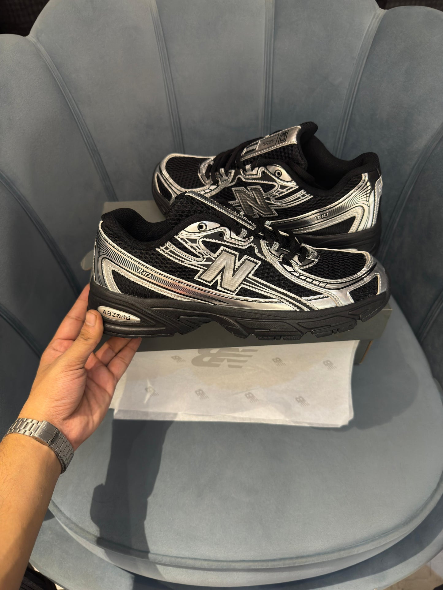 New balance 740 black silver