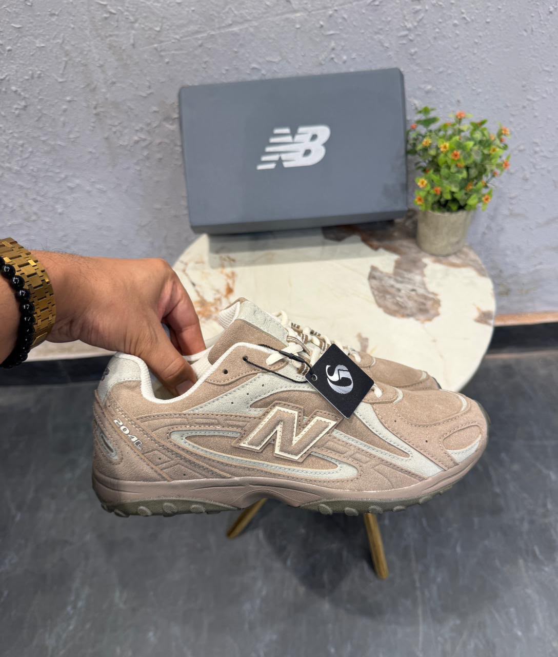New balance 204 mushroom arid stone