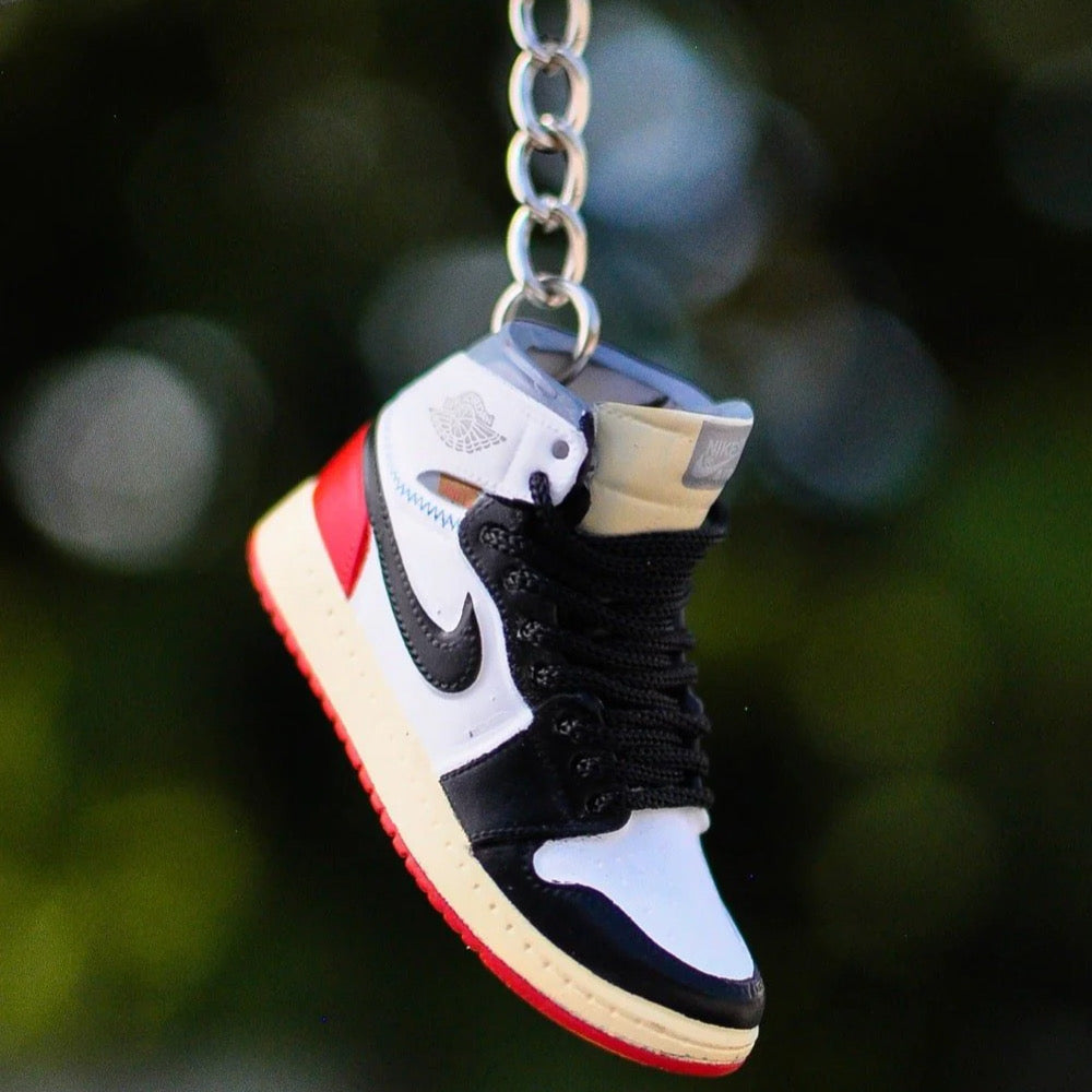 3D Sneaker Keychain AJ1 Union Black Toe