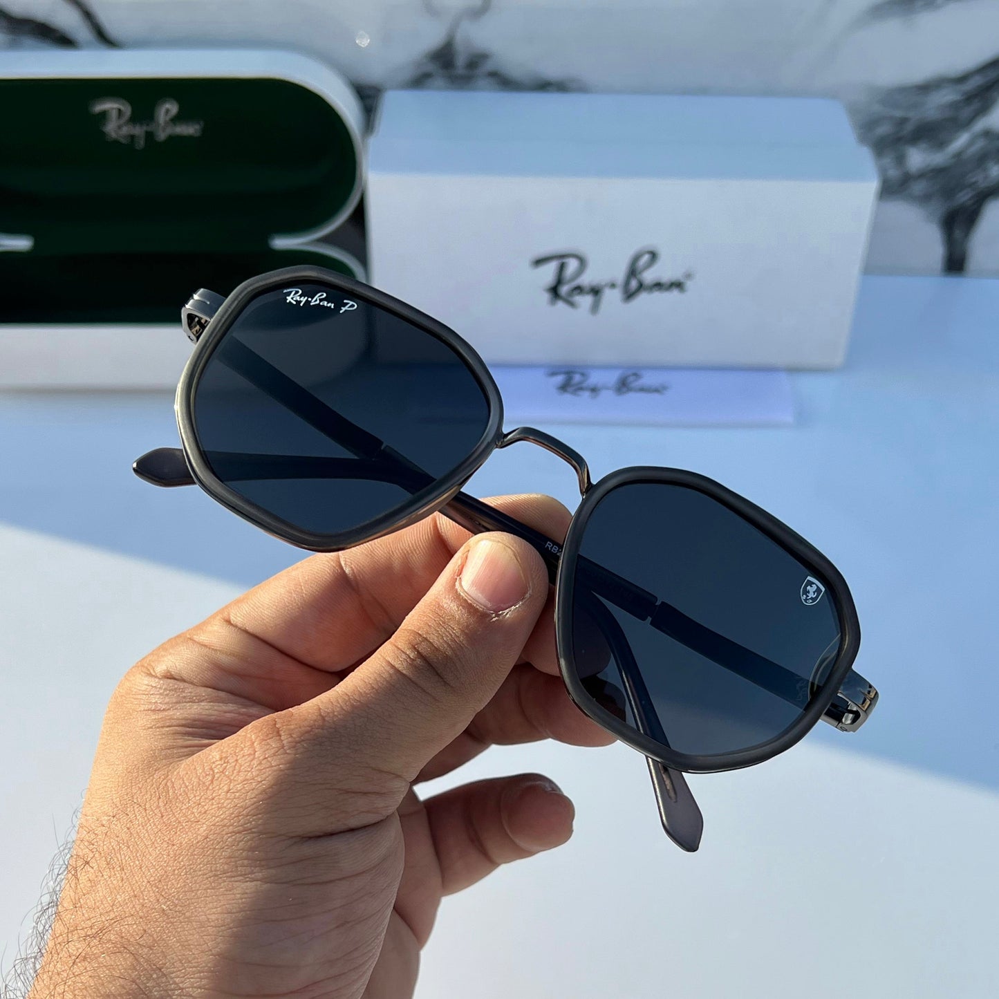Ray ban