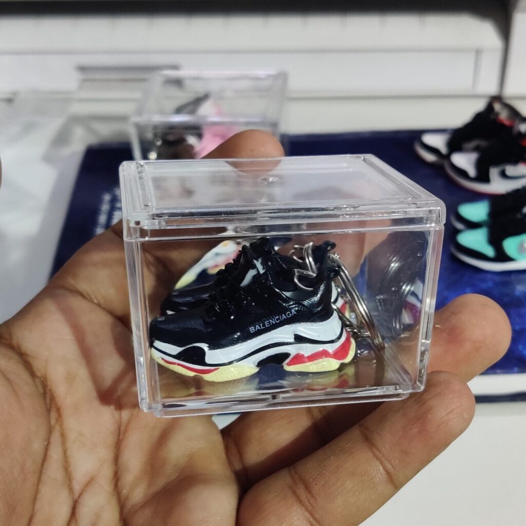 3D Sneaker Keychain With Transparent Box