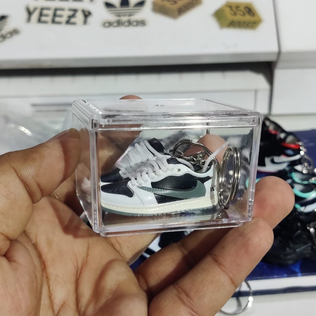 3D Sneaker Keychain With Transparent Box