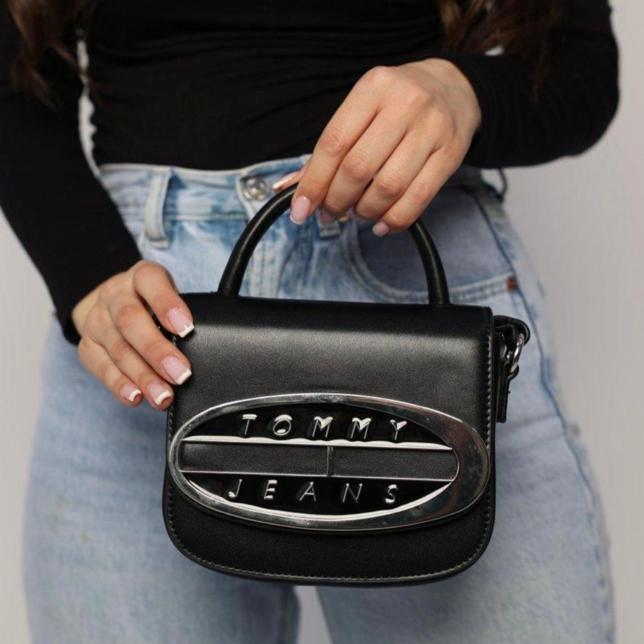 Tommy Hilfigher Cross Body Bag