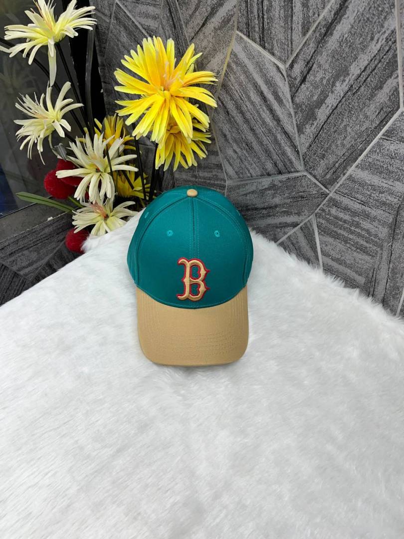 Boston New Era Dual Tone Green And Beige Premium Unisex Cap With Safety Box