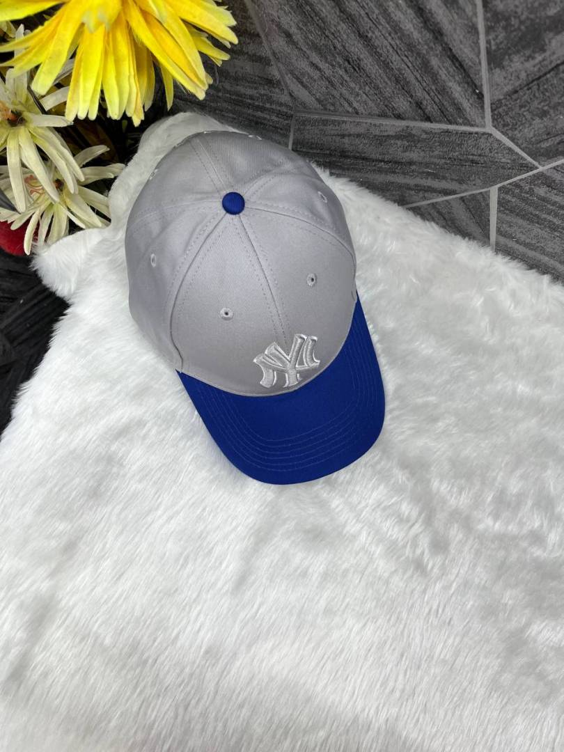 New York Yankees Dual Tone Grey And Blue Premium Unisex Cap With Safety Box