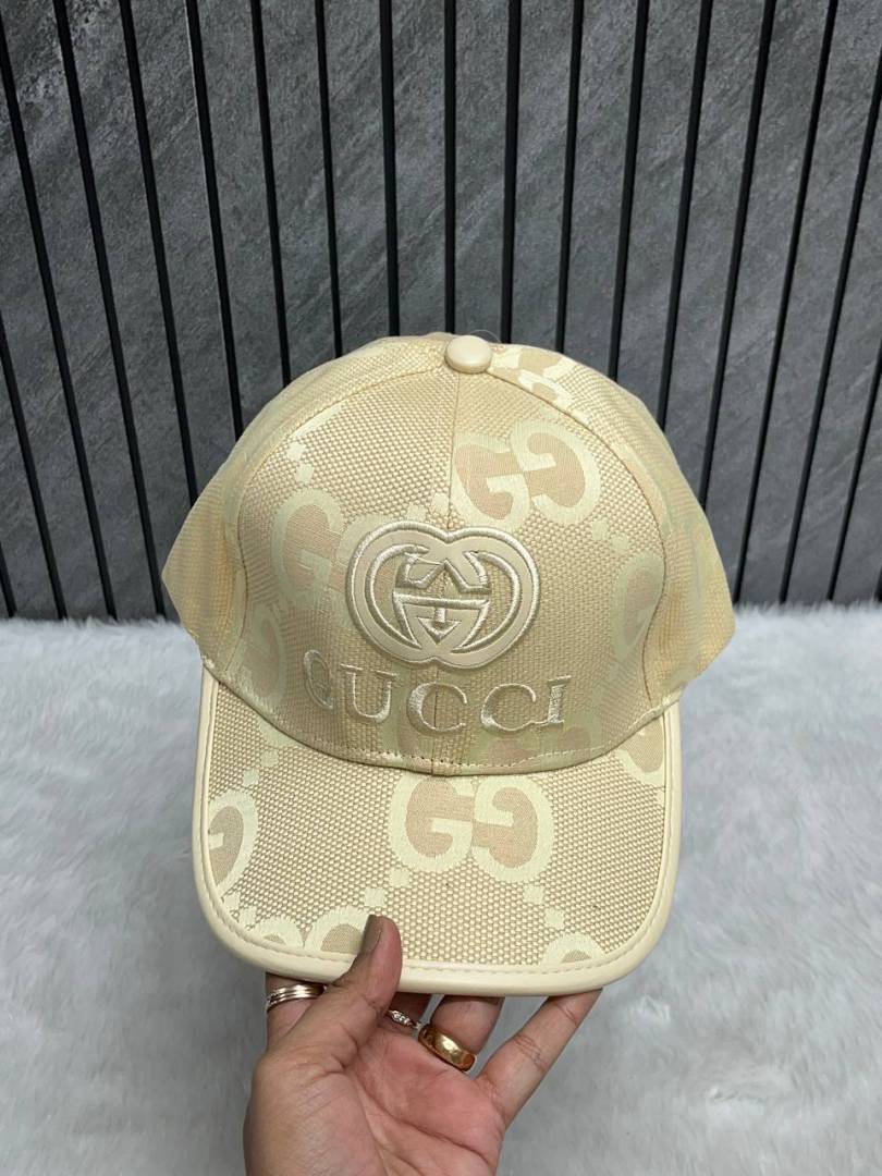 Gucci_Interlocking_Apricot_Monogram_Print_Premium_Unisex_Cap_With_Safety_Box