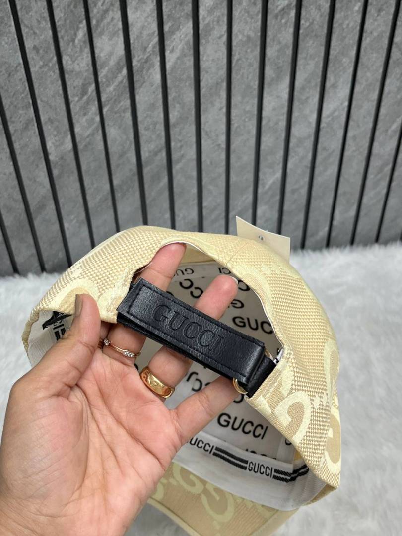 Gucci_Interlocking_Apricot_Monogram_Print_Premium_Unisex_Cap_With_Safety_Box