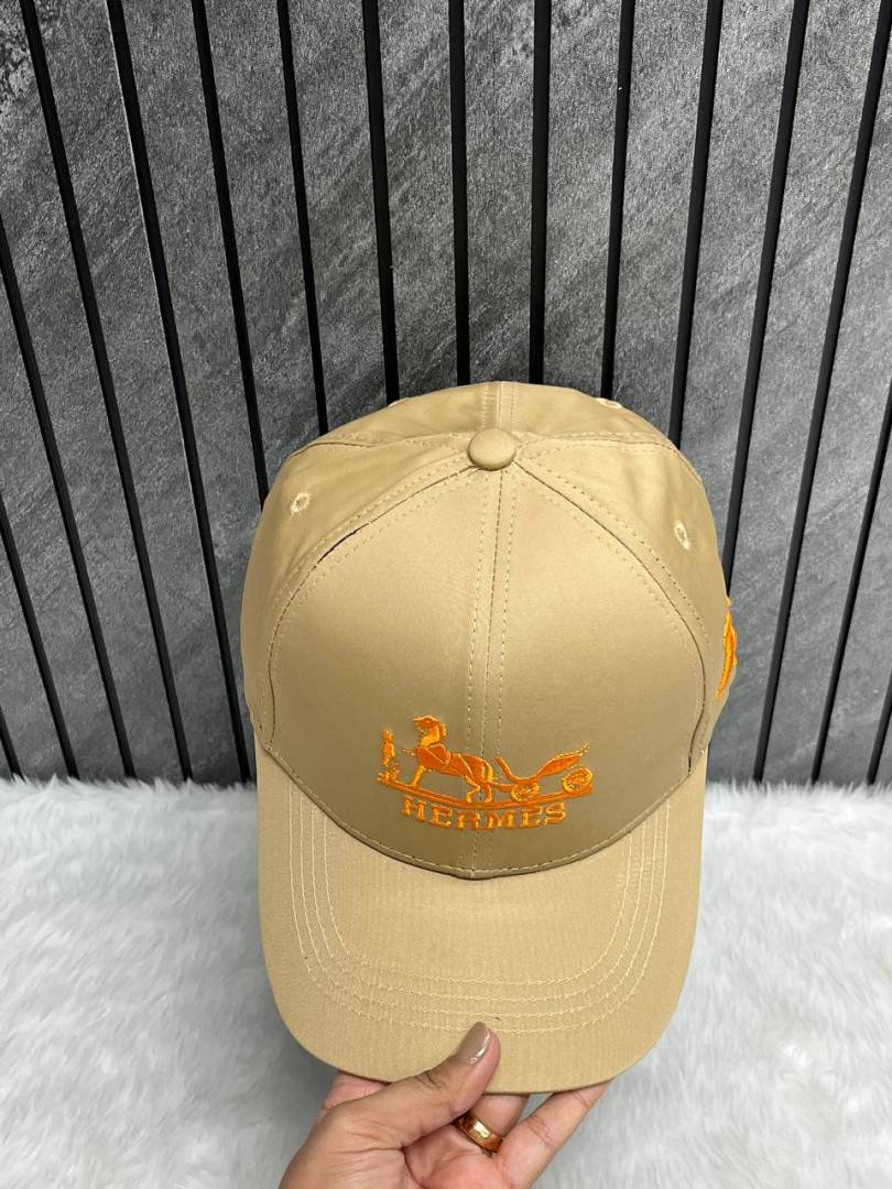 Hermes_Front_Logo_White_Premium_Unisex_Cap_With_Safety_Box