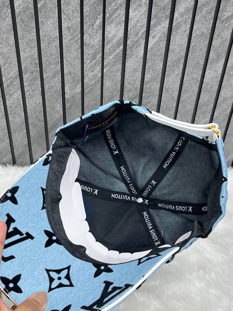 Louis_Vuitton_Flower_Monogram_Premium_Unisex_Cap_With_Safety_Box